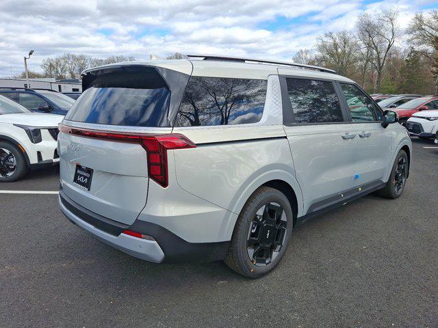 new 2025 Kia Carnival car, priced at $42,735