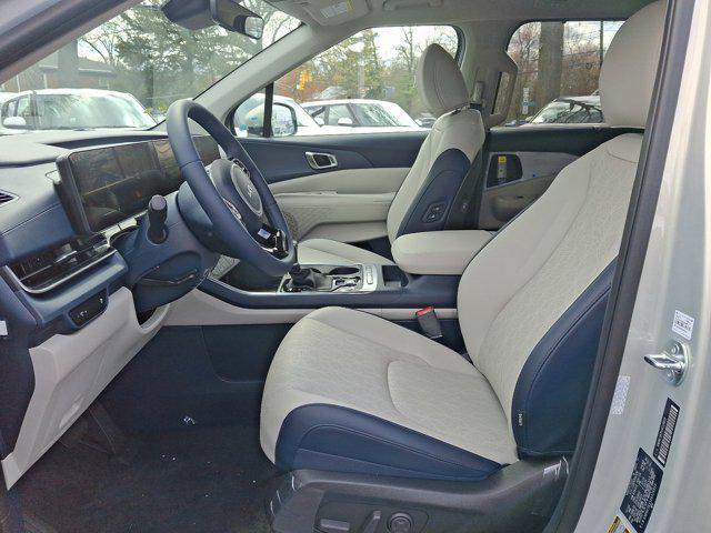 new 2025 Kia Carnival car, priced at $42,735
