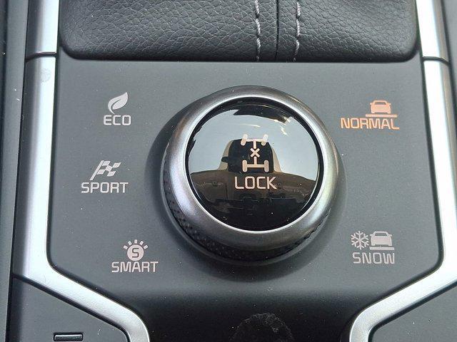 new 2025 Kia Sorento car, priced at $38,530