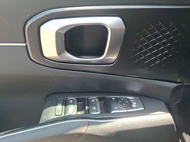 new 2025 Kia Sorento car, priced at $38,530