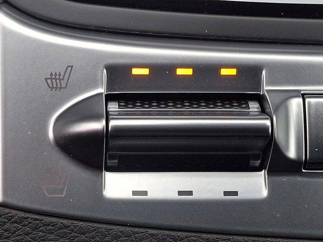 new 2025 Kia Carnival Hybrid car, priced at $55,095