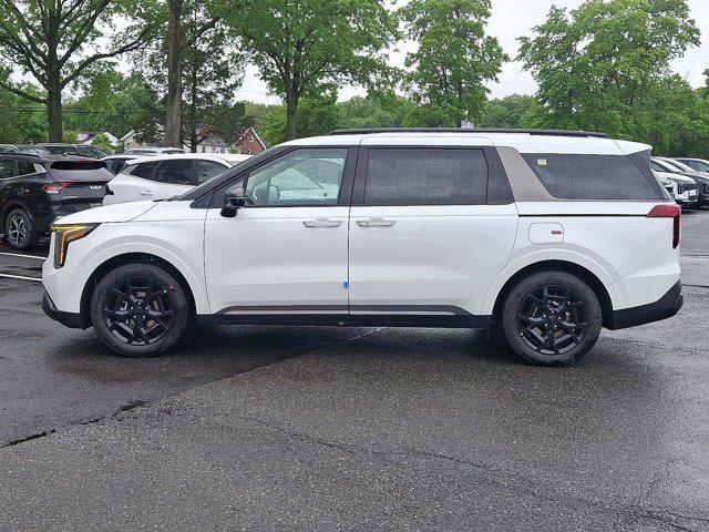 new 2025 Kia Carnival Hybrid car, priced at $55,095