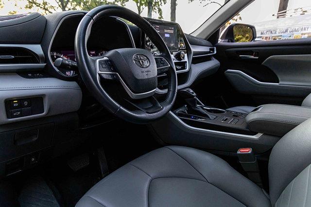 used 2023 Toyota Highlander car, priced at $38,790