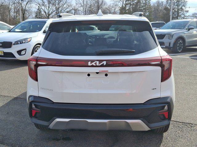 new 2025 Kia Seltos car, priced at $28,925