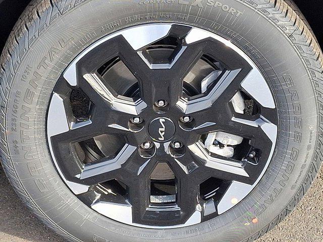 new 2026 Kia Sorento car, priced at $38,070