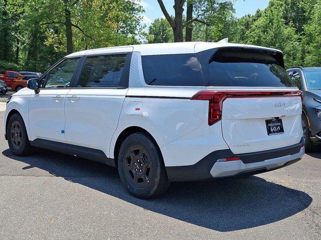new 2025 Kia Carnival car, priced at $41,030