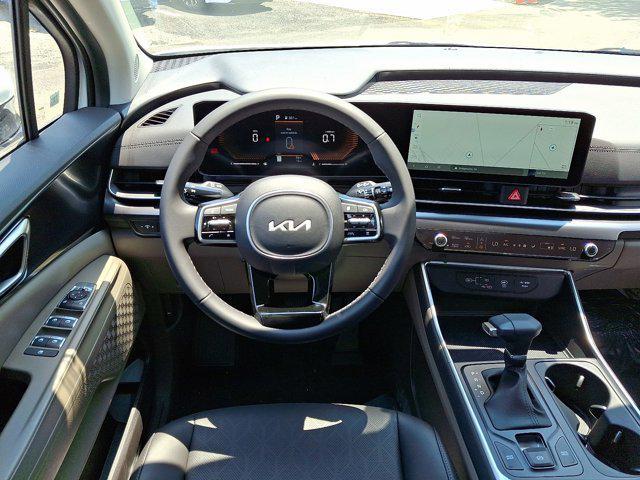 new 2025 Kia Carnival car, priced at $41,030
