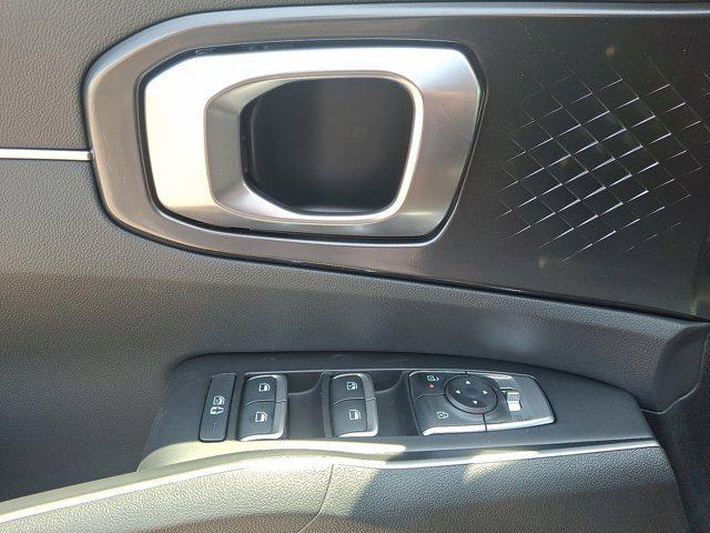 new 2025 Kia Sorento car, priced at $37,375