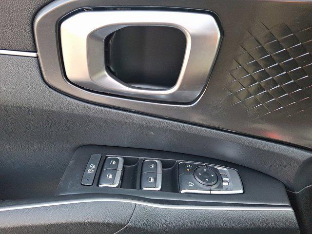 new 2025 Kia Sorento car, priced at $34,475
