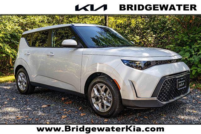 used 2025 Kia Soul car, priced at $19,950