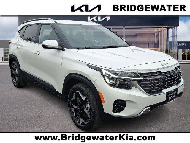 new 2025 Kia Seltos car, priced at $30,580