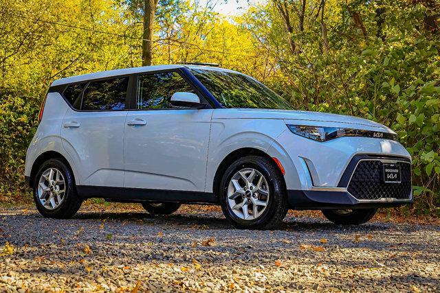used 2023 Kia Soul car, priced at $17,665