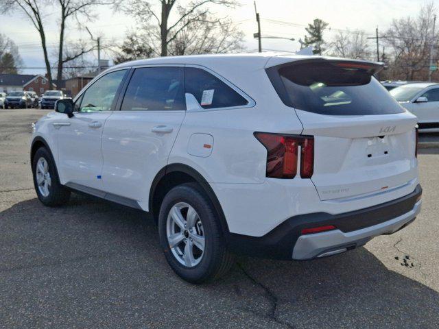 new 2025 Kia Sorento car, priced at $34,125