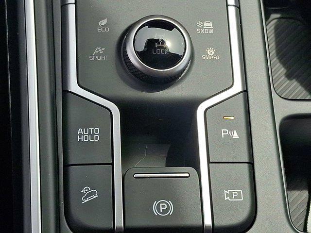 new 2025 Kia Sorento Hybrid car, priced at $42,935