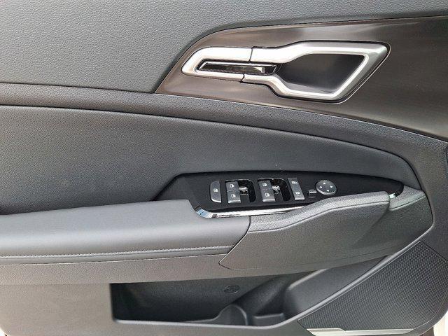 new 2025 Kia Sportage Hybrid car, priced at $34,905