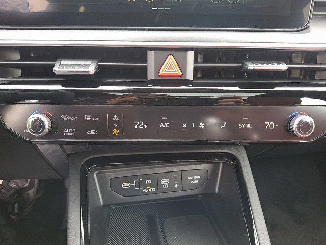 new 2025 Kia K5 car, priced at $32,340