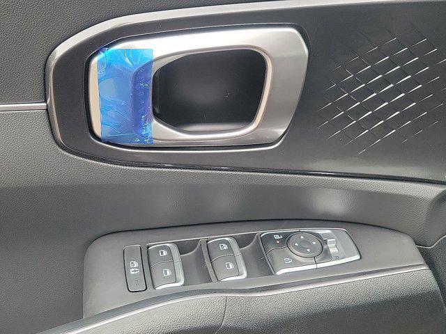 new 2025 Kia Sorento car, priced at $39,025