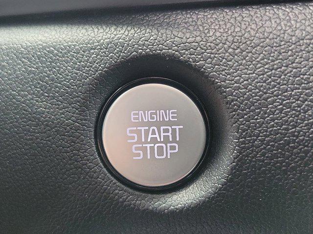 new 2025 Kia Sorento car, priced at $39,025