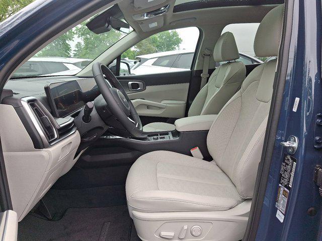 new 2025 Kia Sorento car, priced at $44,205
