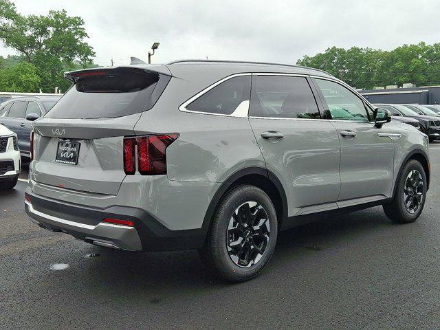 new 2025 Kia Sorento car, priced at $38,325