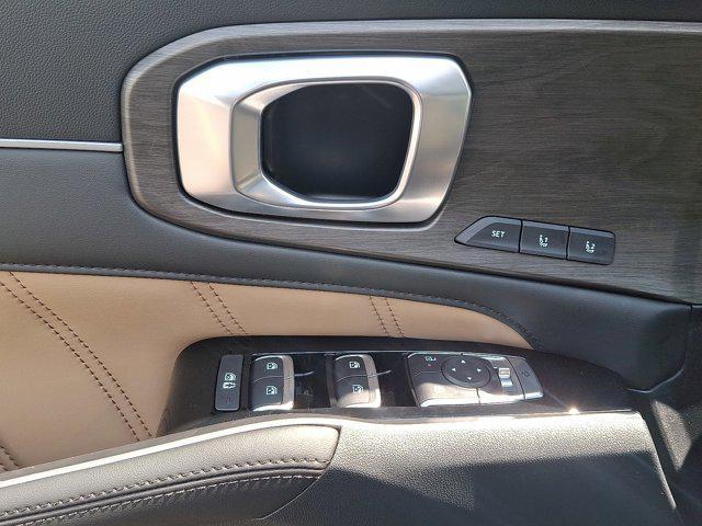 new 2025 Kia Sorento car, priced at $48,780