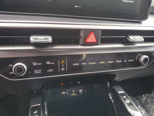 new 2026 Kia Sorento car, priced at $37,640