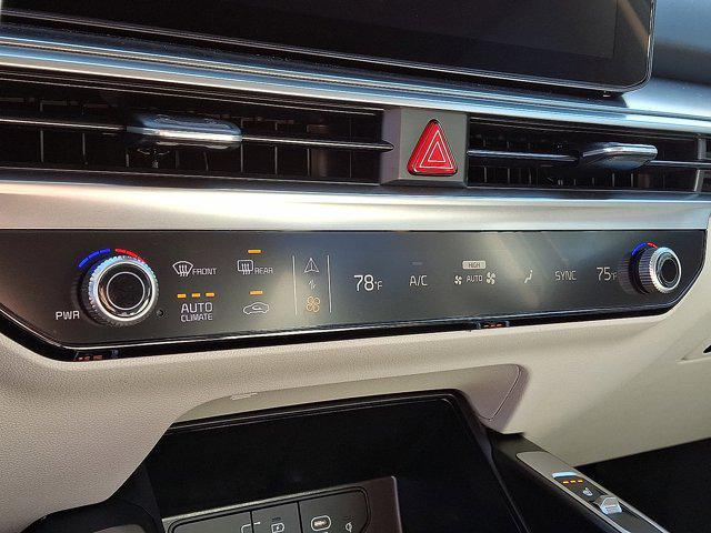 new 2026 Kia Sorento car, priced at $37,640