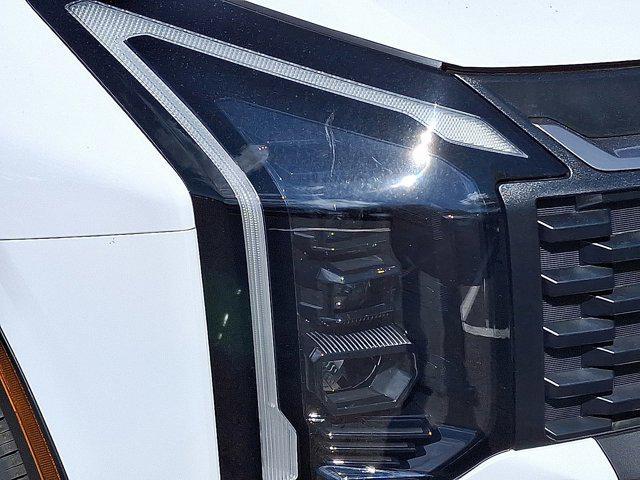 new 2026 Kia Sportage car, priced at $33,805