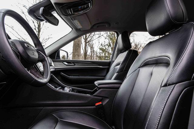 used 2023 Jeep Grand Cherokee car, priced at $27,988