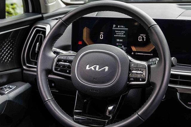 used 2025 Kia Sorento car, priced at $31,877