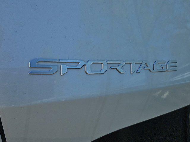 new 2025 Kia Sportage Hybrid car, priced at $32,685