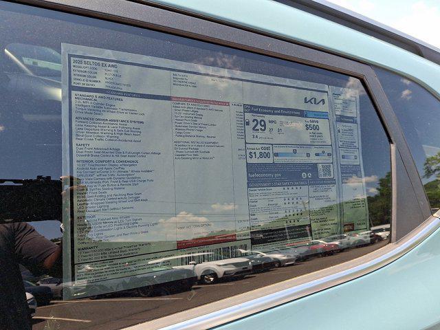 new 2025 Kia Seltos car, priced at $31,150