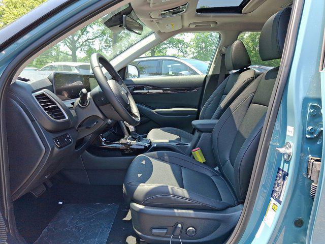 new 2025 Kia Seltos car, priced at $31,150