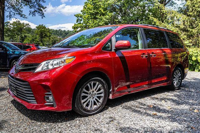 used 2018 Toyota Sienna car, priced at $22,895