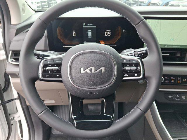 new 2025 Kia Carnival car, priced at $42,408