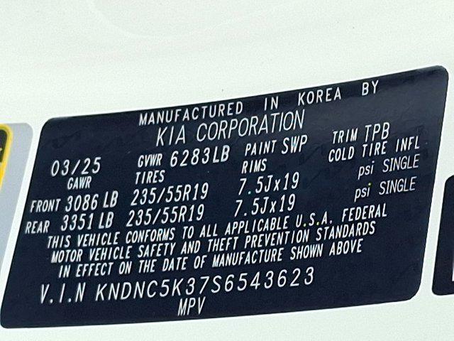 new 2025 Kia Carnival car, priced at $42,408