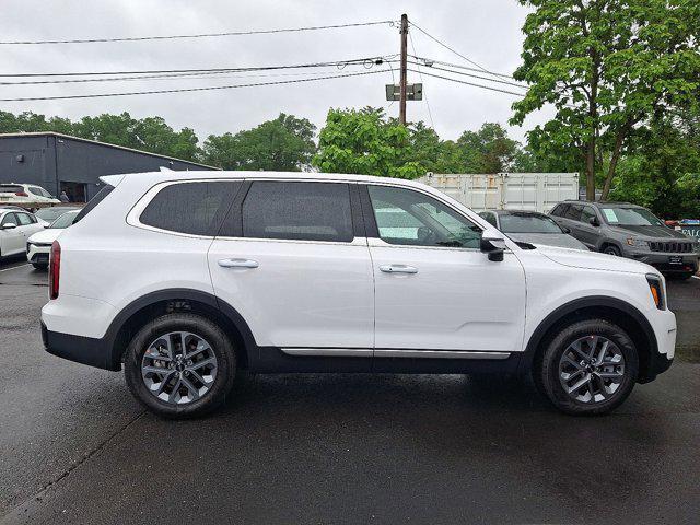 new 2025 Kia Telluride car, priced at $38,875