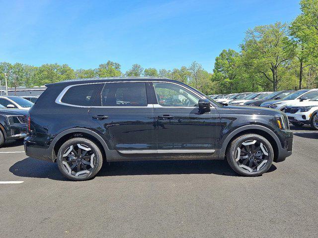 new 2025 Kia Telluride car, priced at $47,025