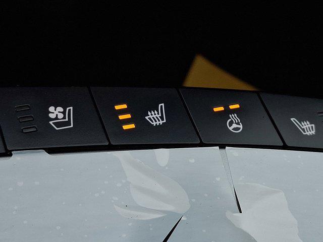 new 2025 Kia EV6 car, priced at $56,885