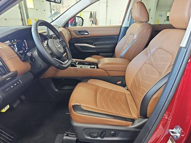 used 2024 Nissan Pathfinder car