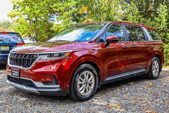 used 2022 Kia Carnival car, priced at $25,705