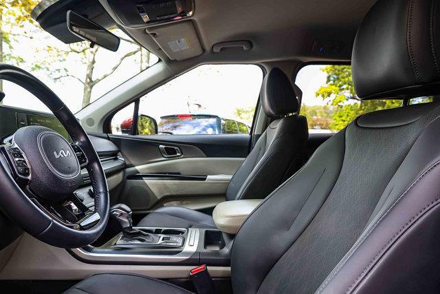 used 2022 Kia Carnival car, priced at $25,705