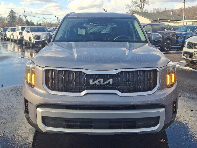 new 2025 Kia Telluride car, priced at $45,820