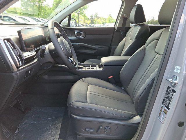 new 2025 Kia Sorento car, priced at $38,675