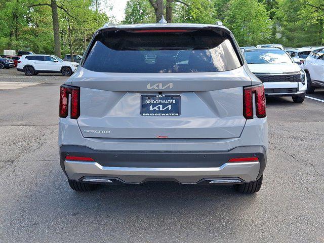 new 2025 Kia Sorento car, priced at $38,675