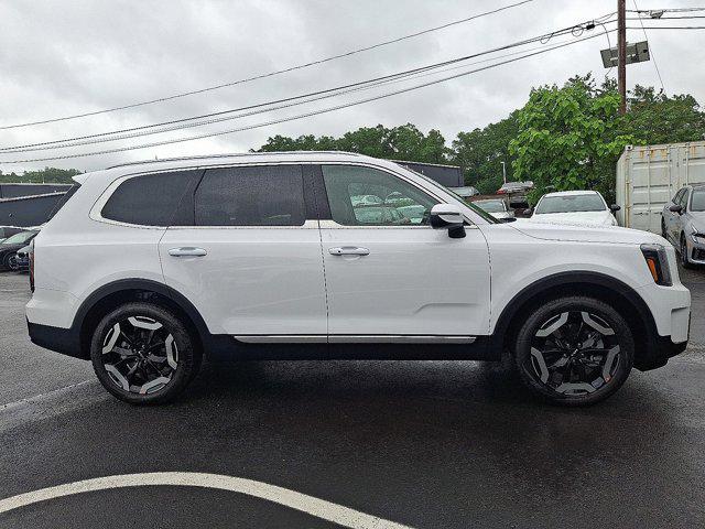 new 2025 Kia Telluride car, priced at $46,315