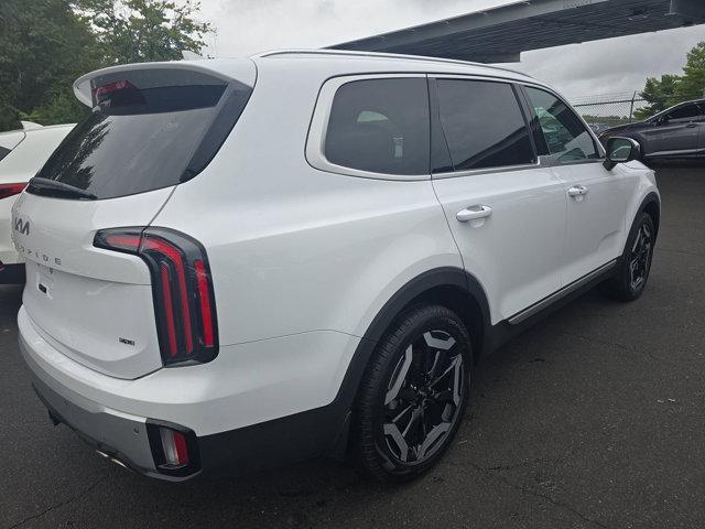 used 2024 Kia Telluride car, priced at $42,895