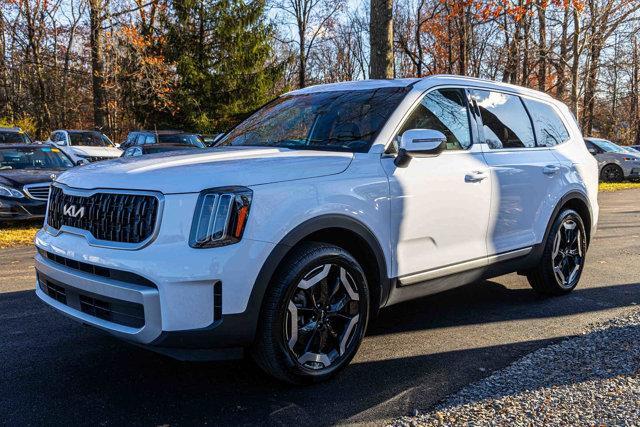 used 2024 Kia Telluride car, priced at $41,895