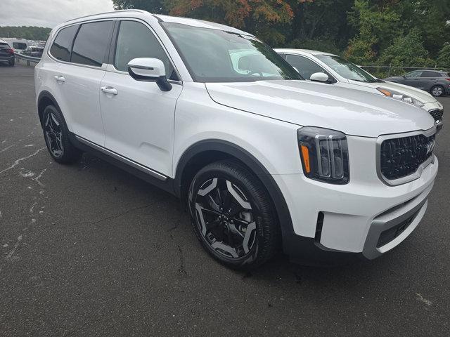 used 2024 Kia Telluride car, priced at $42,895