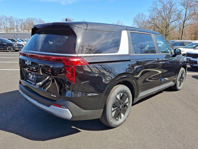 new 2025 Kia Carnival Hybrid car, priced at $43,135